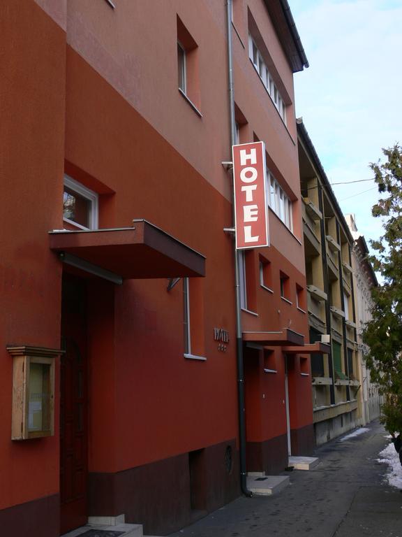 Hotel Centrum Szeged Exteriör bild